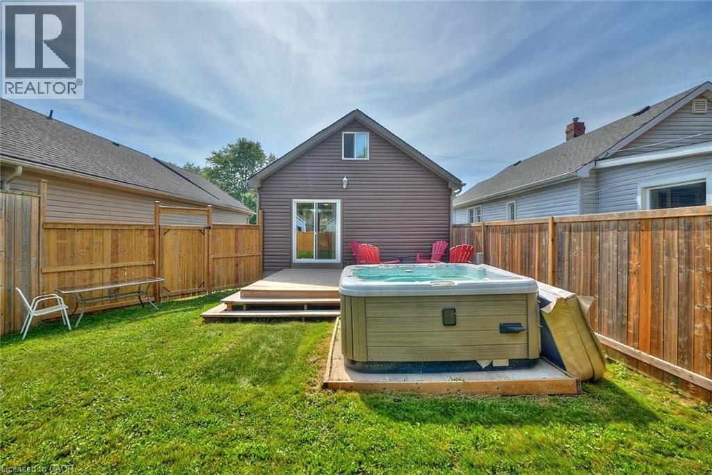 30 Mcalpine Avenue S, Welland, Ontario  L3B 1T6 - Photo 34 - 40765520