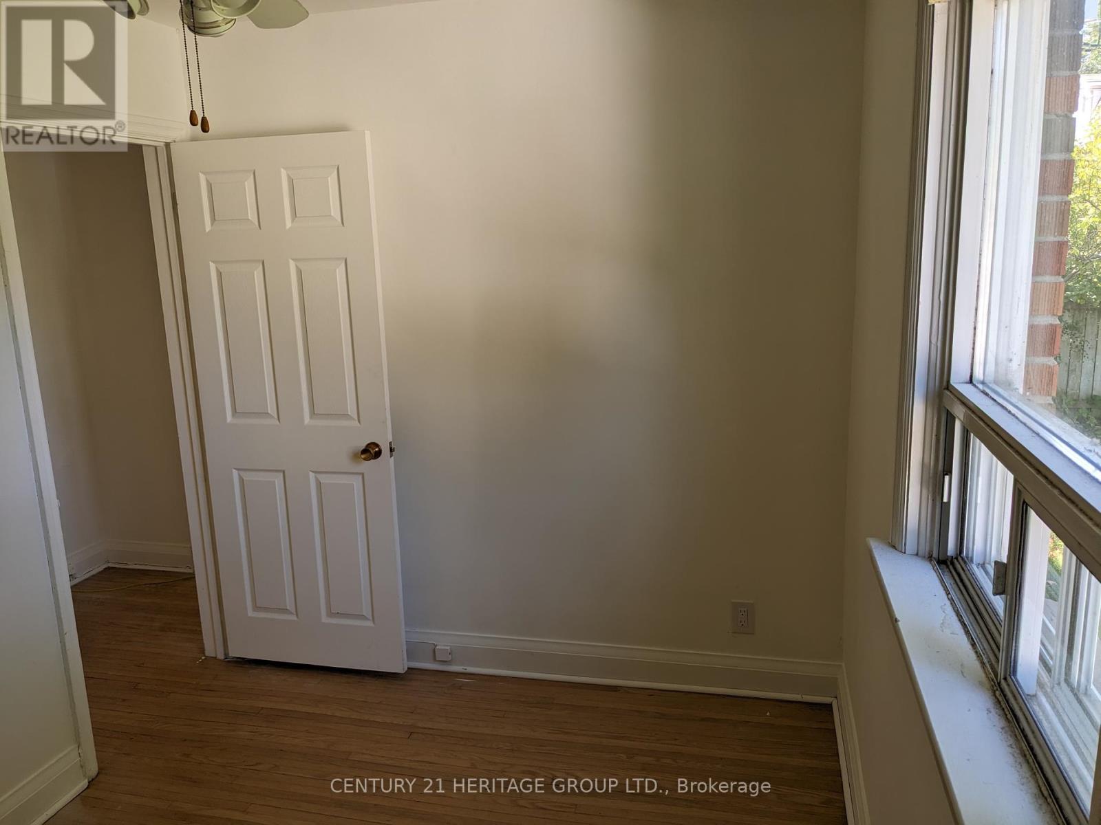 35 Argyle Avenue, Orillia, Ontario  L3V 2V5 - Photo 16 - S12377364