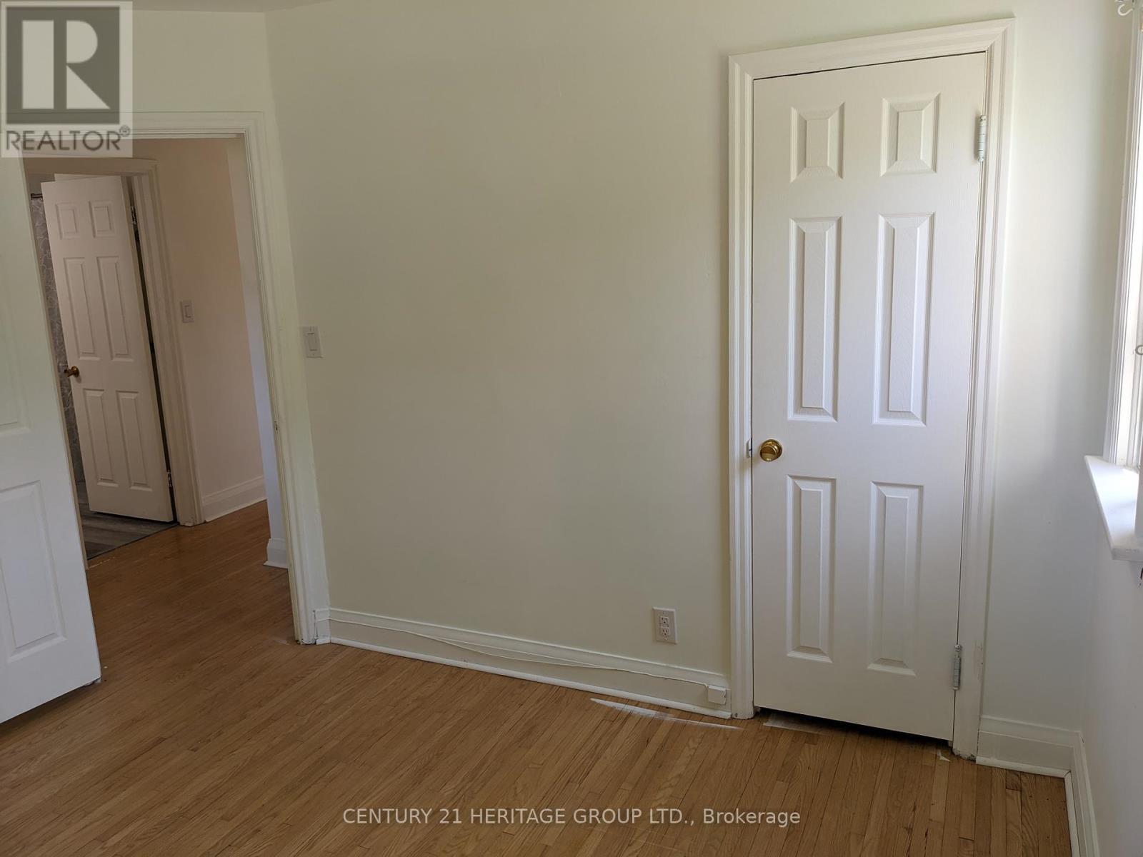 35 Argyle Avenue, Orillia, Ontario  L3V 2V5 - Photo 18 - S12377364