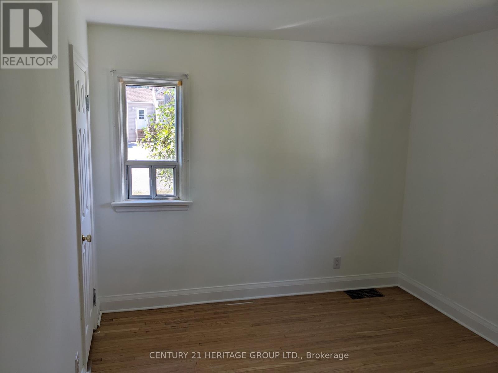 35 Argyle Avenue, Orillia, Ontario  L3V 2V5 - Photo 19 - S12377364