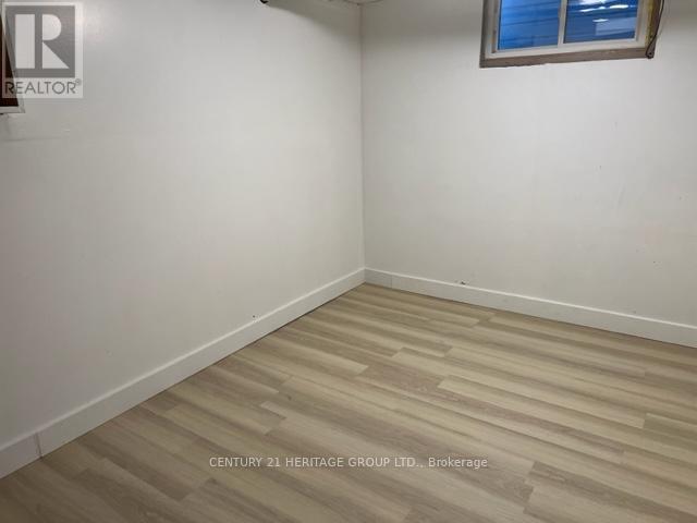 35 Argyle Avenue, Orillia, Ontario  L3V 2V5 - Photo 37 - S12377364