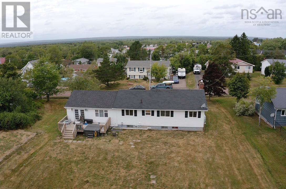 8 Smith Avenue, Springhill, Nova Scotia  B0M 1X0 - Photo 36 - 202521644