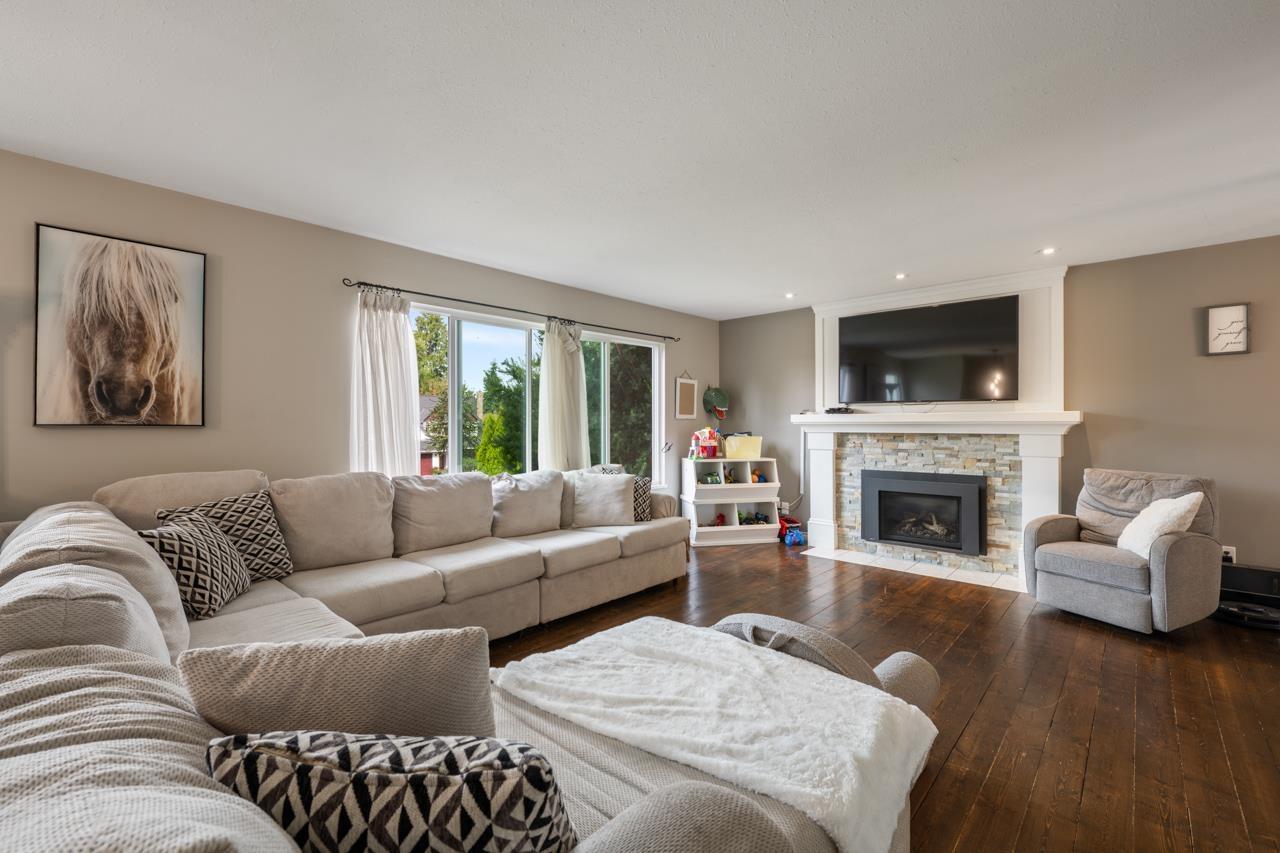 1150 163b Street, Surrey, British Columbia  V4A 8E8 - Photo 5 - R3041848