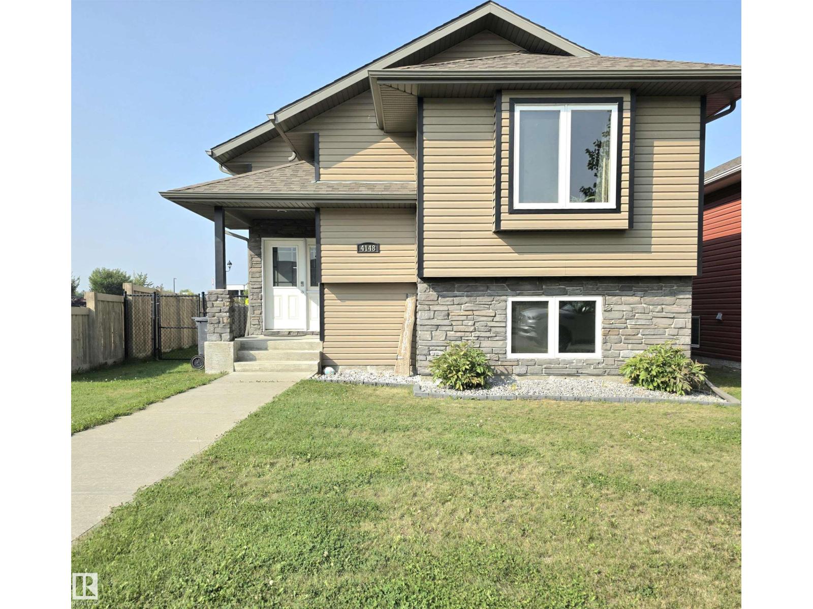 4148 41A AV, Drayton Valley, Alberta