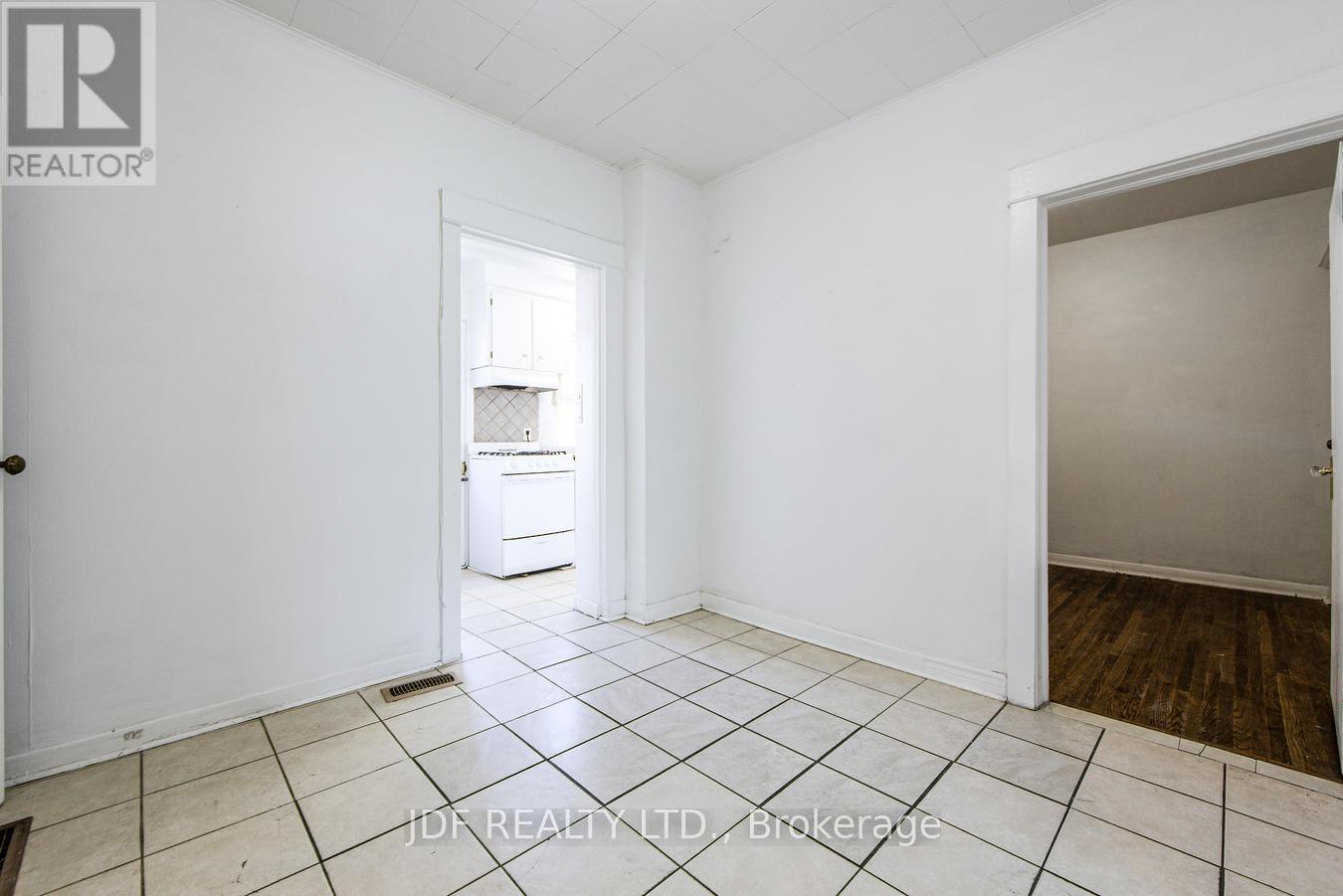 740 Lansdowne Avenue, Toronto (Dovercourt-Wallace Emerson-Junction), Ontario  M6H 3Y8 - Photo 11 - W12377335