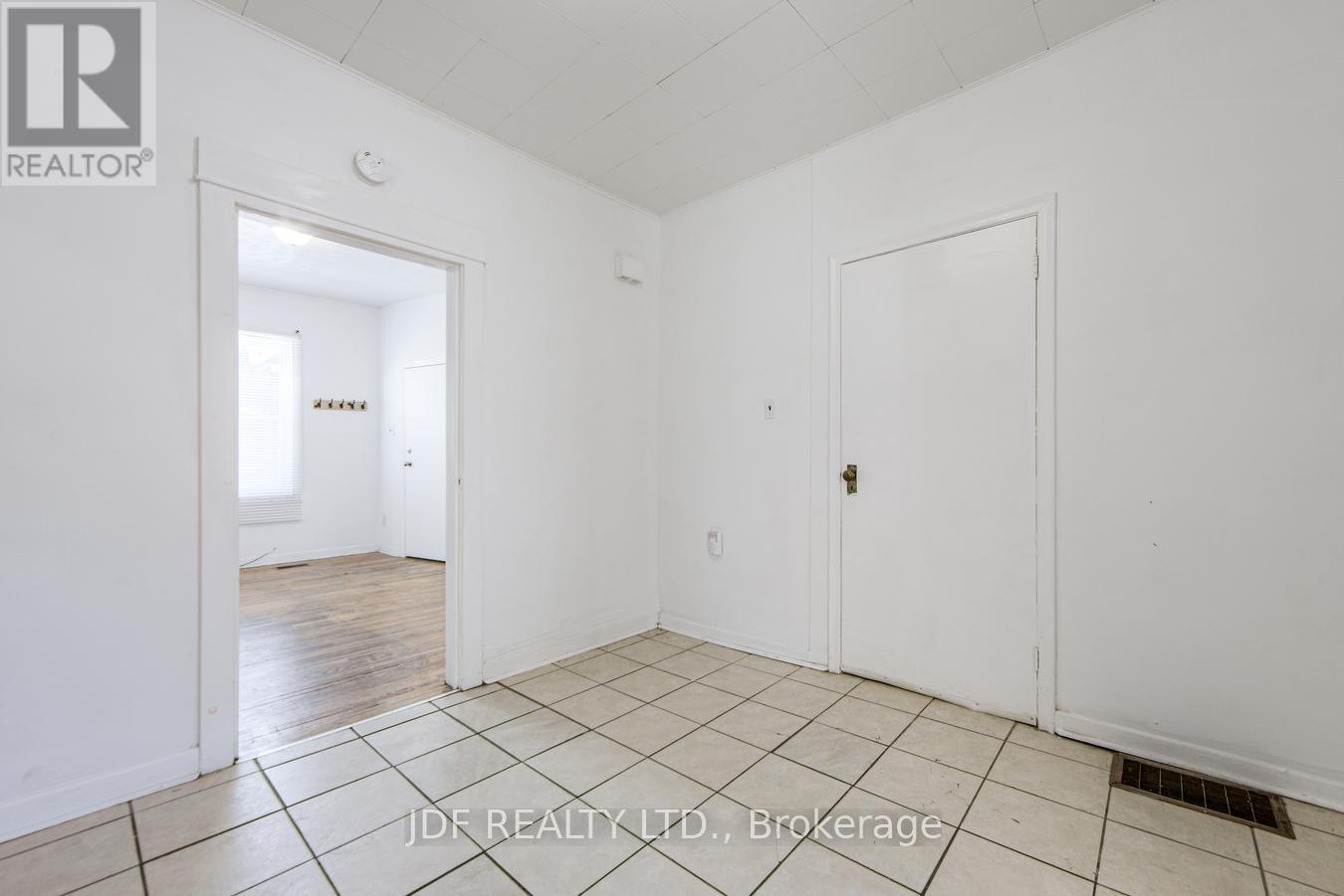 740 Lansdowne Avenue, Toronto (Dovercourt-Wallace Emerson-Junction), Ontario  M6H 3Y8 - Photo 14 - W12377335