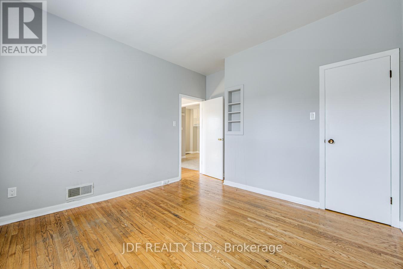 740 Lansdowne Avenue, Toronto (Dovercourt-Wallace Emerson-Junction), Ontario  M6H 3Y8 - Photo 25 - W12377335