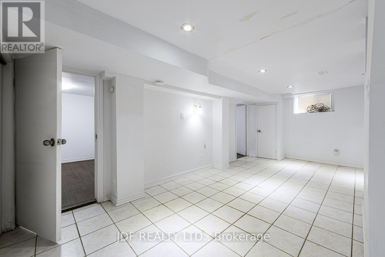 740 Lansdowne Avenue, Toronto (Dovercourt-Wallace Emerson-Junction), Ontario  M6H 3Y8 - Photo 35 - W12377335