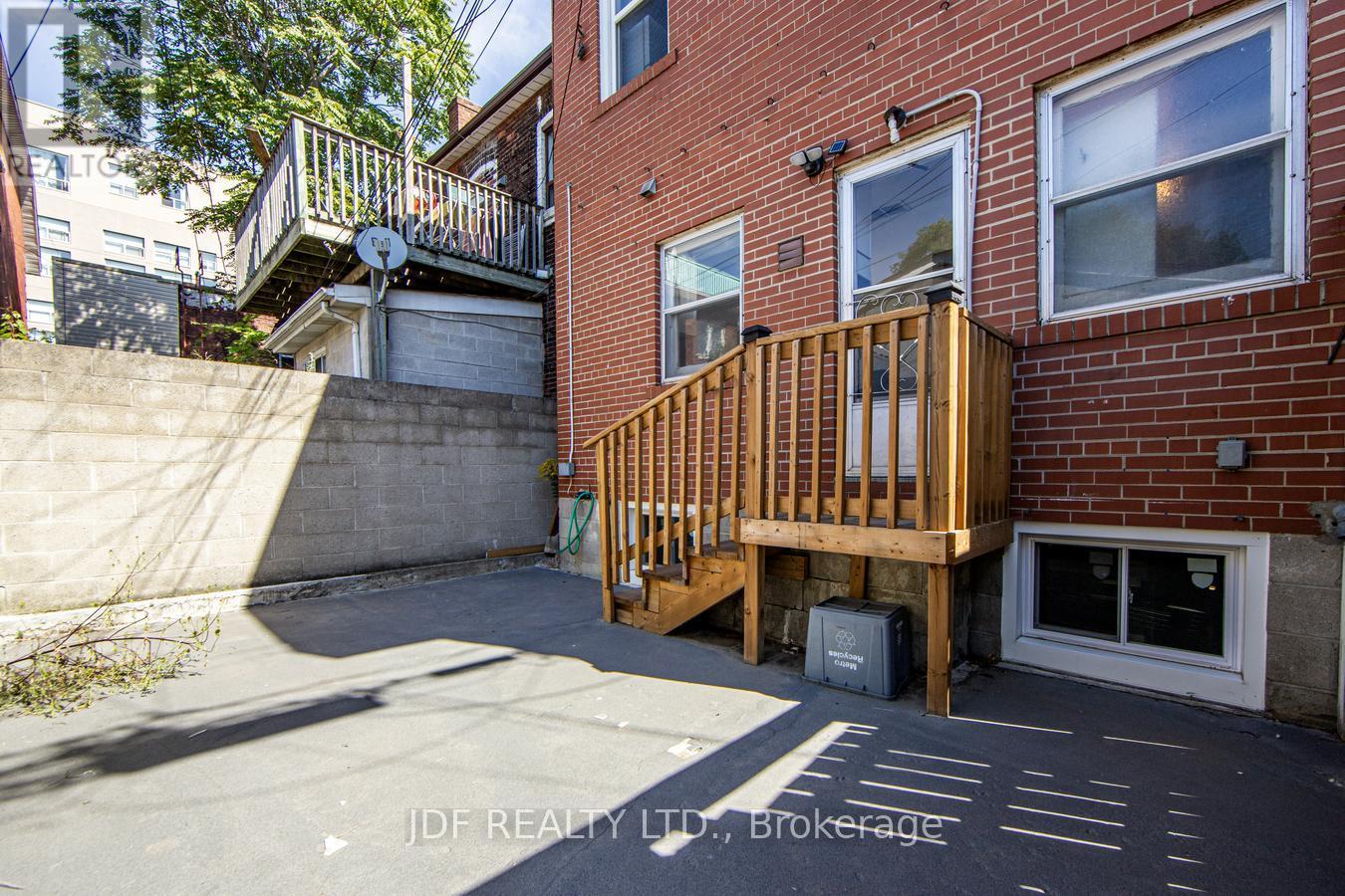 740 Lansdowne Avenue, Toronto (Dovercourt-Wallace Emerson-Junction), Ontario  M6H 3Y8 - Photo 45 - W12377335