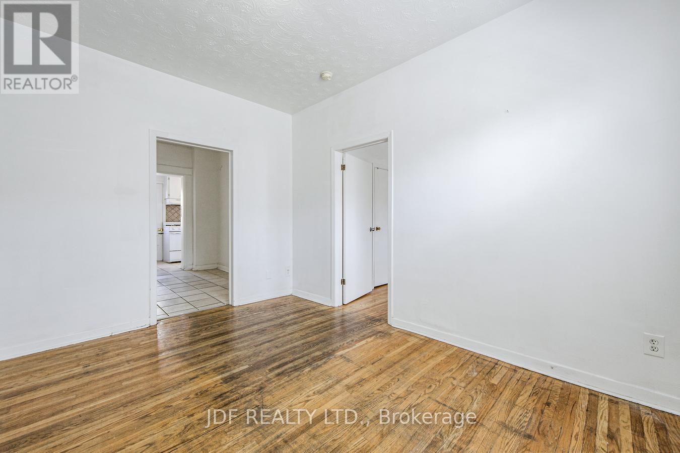 Property at 740 LANSDOWNE AVENUE image 5