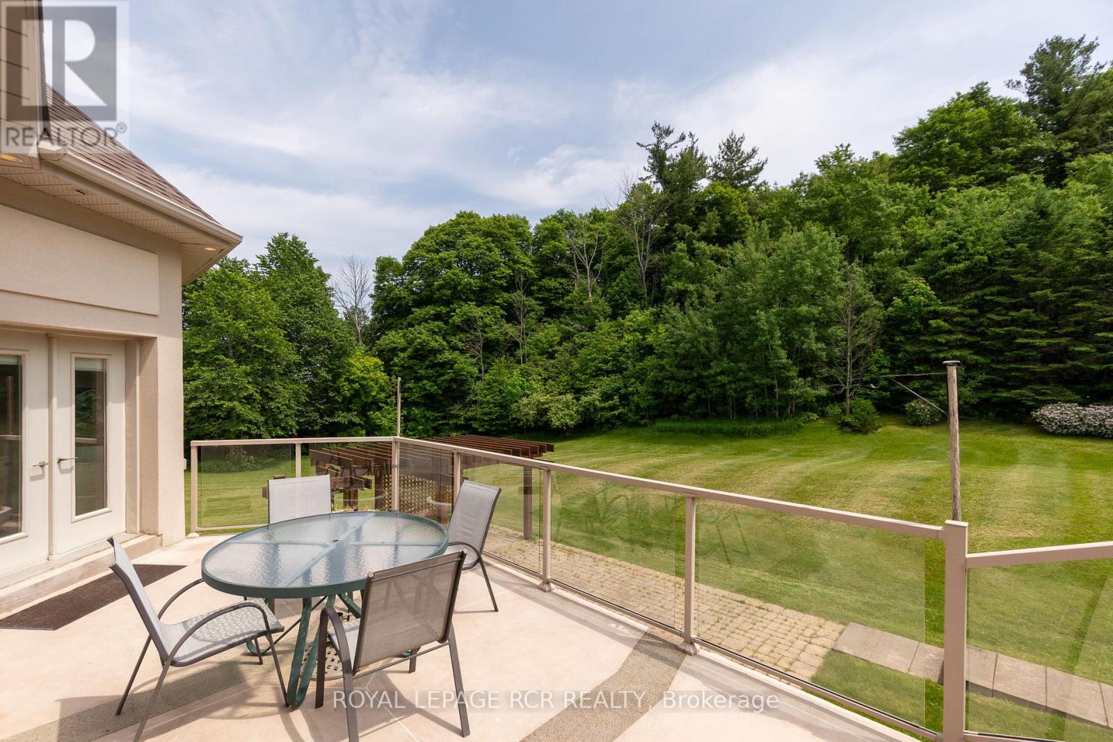 5 Woodlot Court, Caledon (Palgrave), Ontario  L7E 0C2 - Photo 19 - W12377343
