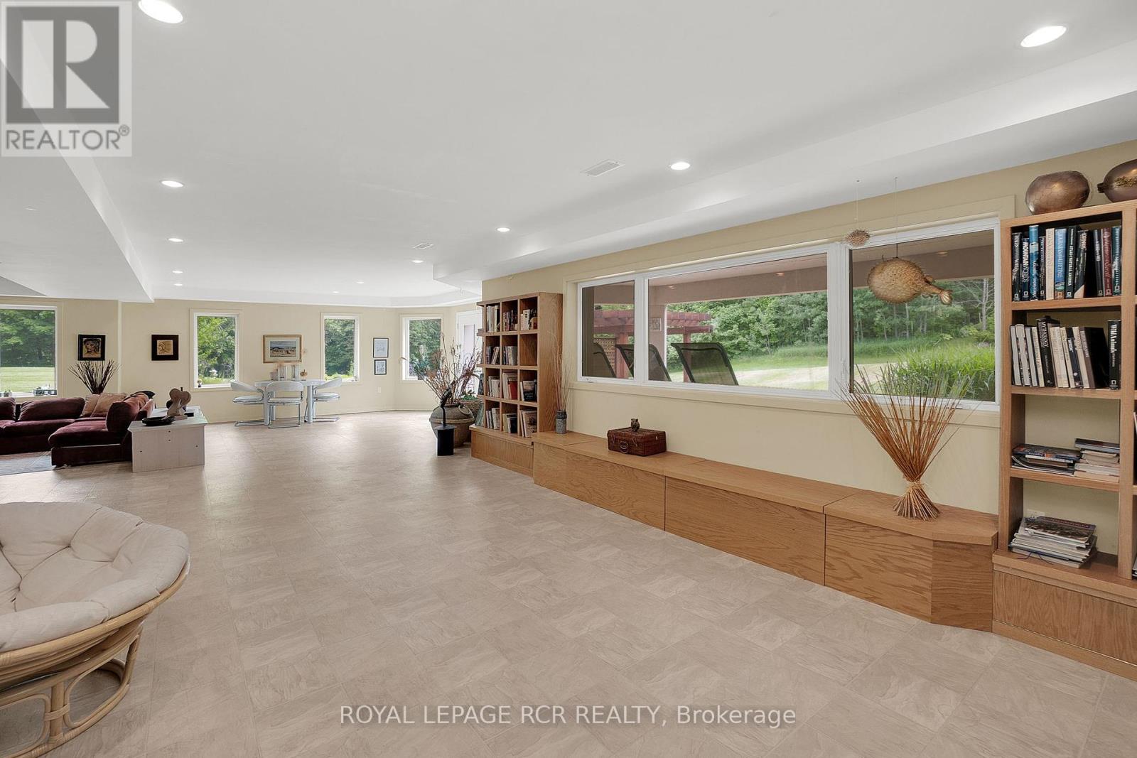 5 Woodlot Court, Caledon (Palgrave), Ontario  L7E 0C2 - Photo 32 - W12377343