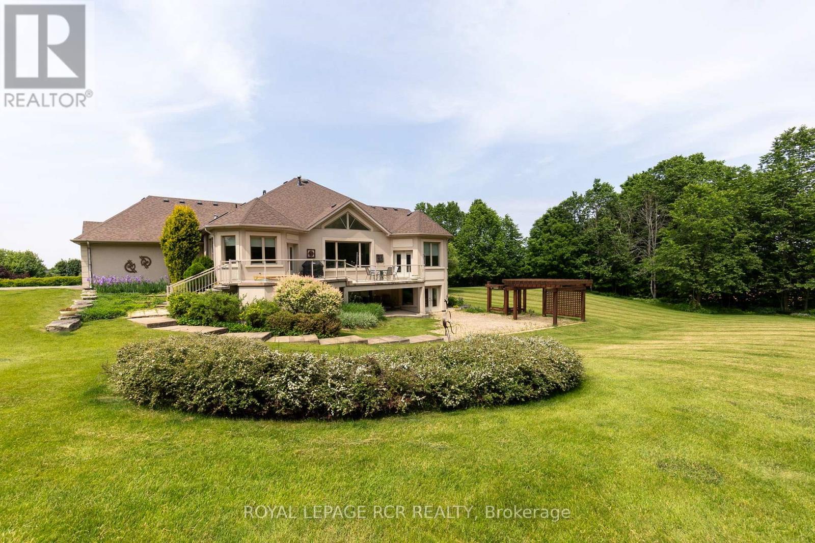5 Woodlot Court, Caledon (Palgrave), Ontario  L7E 0C2 - Photo 45 - W12377343