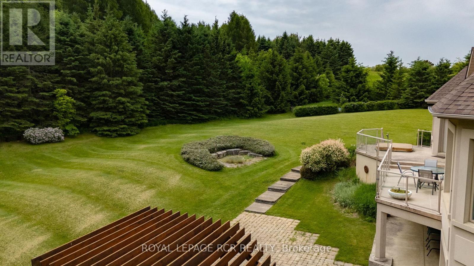 5 Woodlot Court, Caledon (Palgrave), Ontario  L7E 0C2 - Photo 46 - W12377343