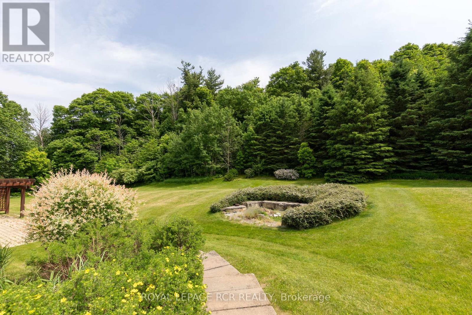 5 Woodlot Court, Caledon (Palgrave), Ontario  L7E 0C2 - Photo 47 - W12377343