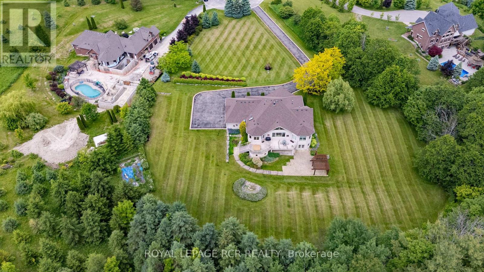 5 Woodlot Court, Caledon (Palgrave), Ontario  L7E 0C2 - Photo 49 - W12377343
