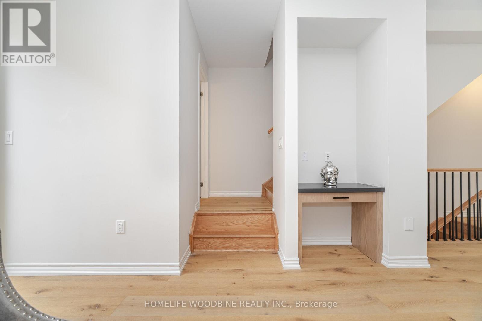 15 Arcola Street, Brampton (Goreway Drive Corridor), Ontario  L6P 4N7 - Photo 23 - W12377392