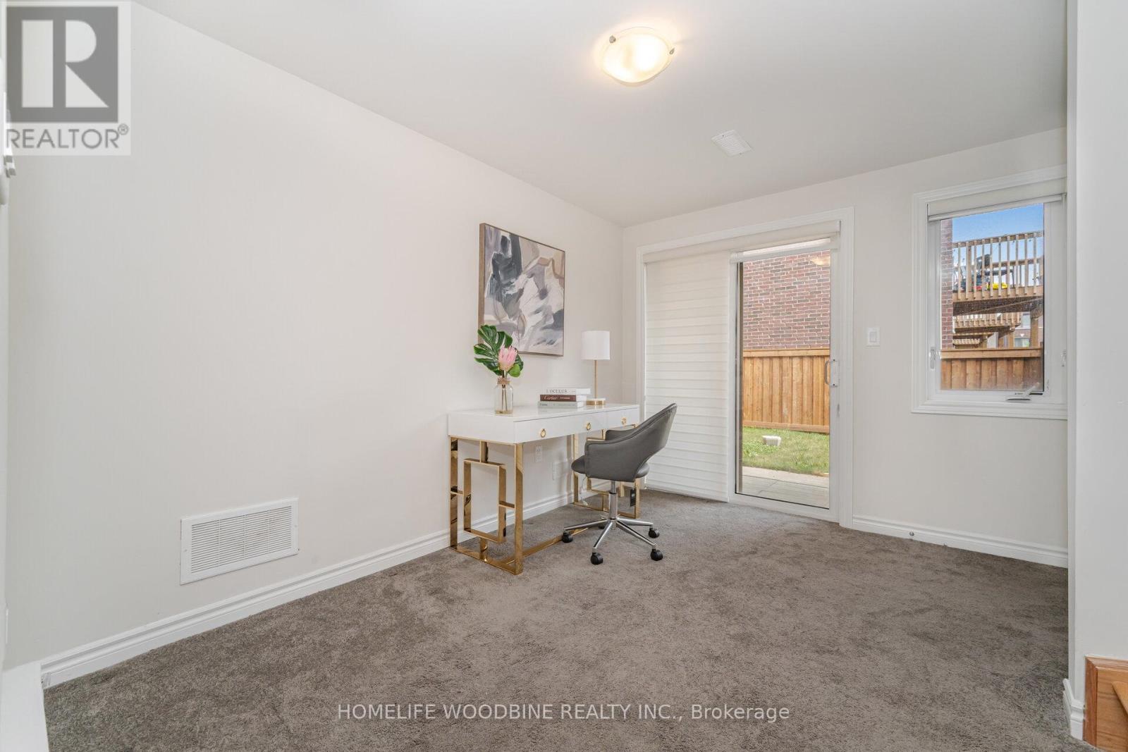 15 Arcola Street, Brampton (Goreway Drive Corridor), Ontario  L6P 4N7 - Photo 40 - W12377392