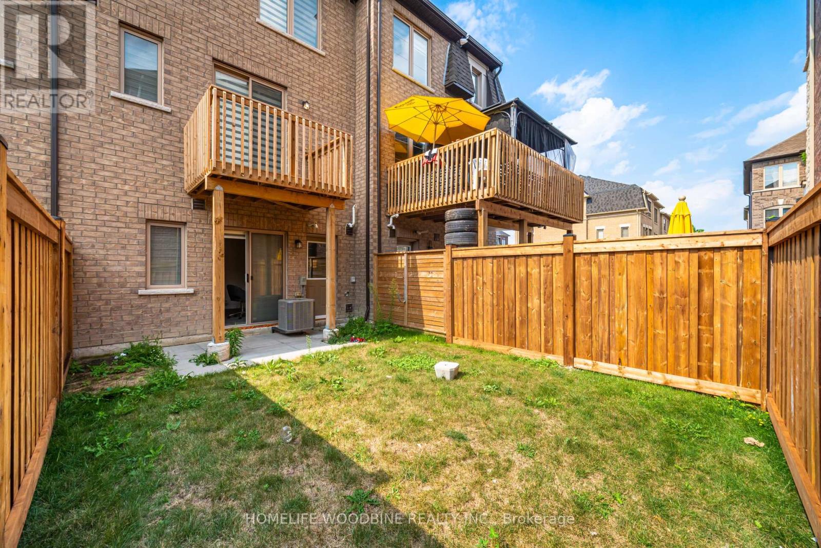 15 Arcola Street, Brampton (Goreway Drive Corridor), Ontario  L6P 4N7 - Photo 47 - W12377392