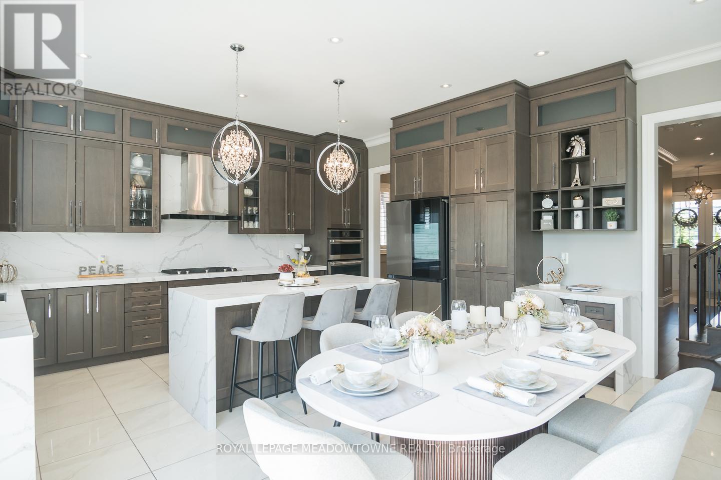 229 Belmore Court, Milton, Ontario  L9E 1H5 - Photo 14 - W12377403