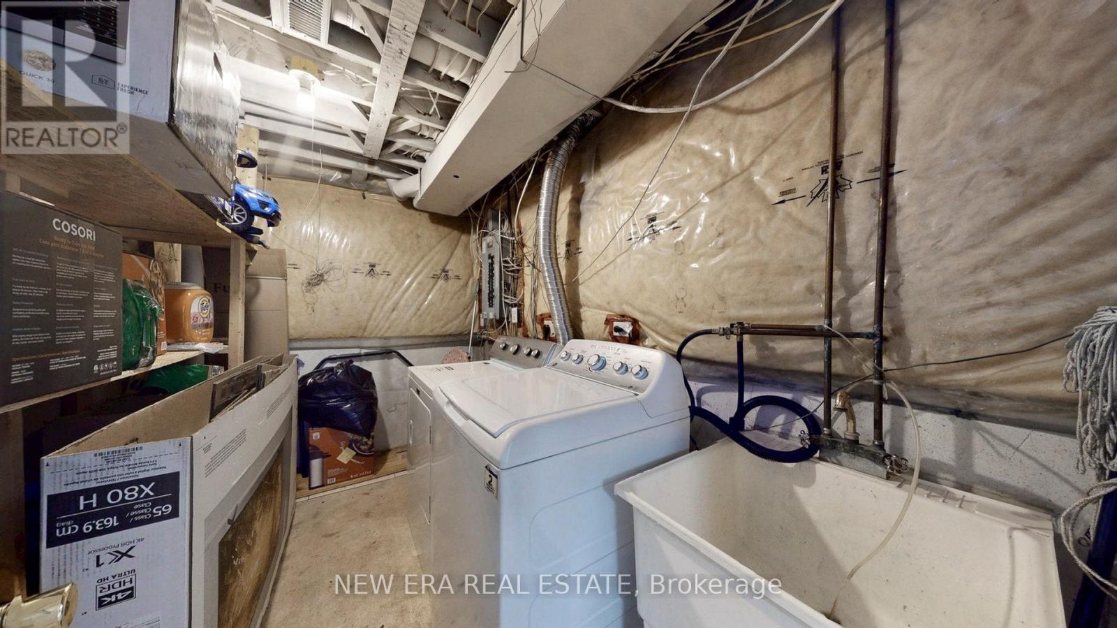 624 Rossellini Drive, Mississauga (Meadowvale Village), Ontario  L5W 1M3 - Photo 45 - W12377491