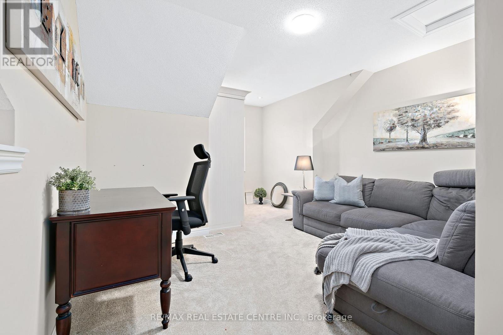 48 Garrison Square, Halton Hills (Georgetown), Ontario  L7G 0B9 - Photo 31 - W12377545