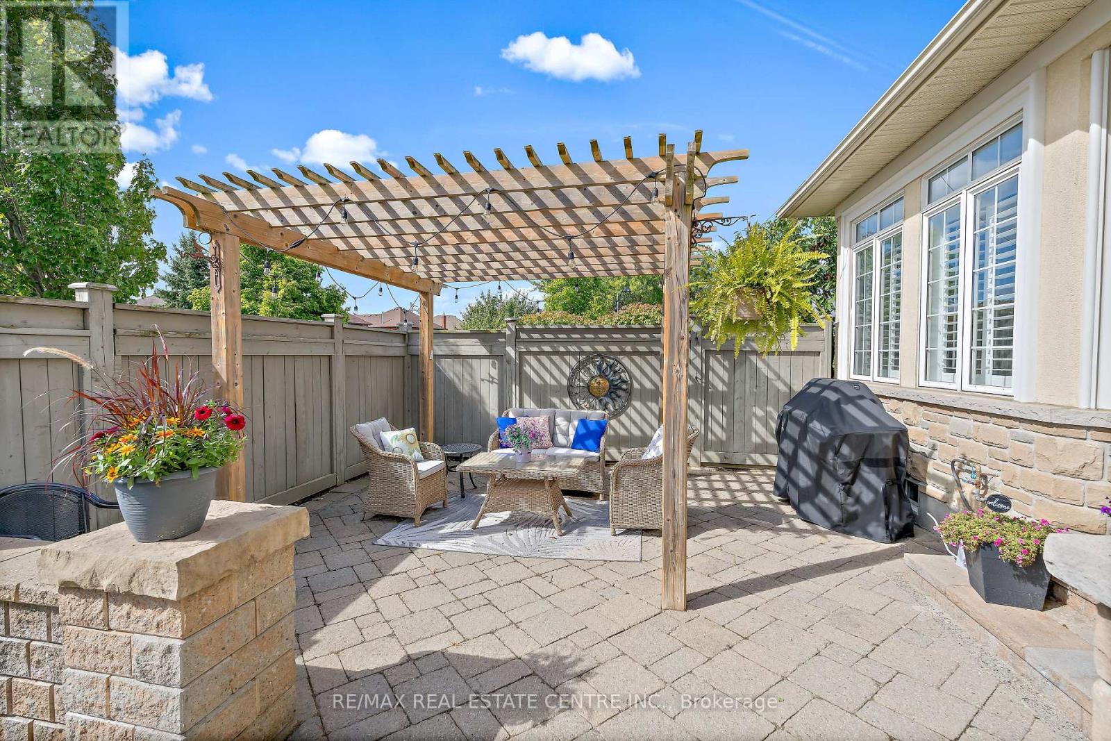 48 Garrison Square, Halton Hills (Georgetown), Ontario  L7G 0B9 - Photo 47 - W12377545