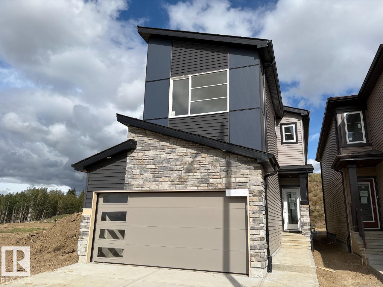 4519 Warbler LO NW, Edmonton, Alberta