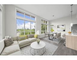 510 15388 105 AVENUE, Surrey, British Columbia