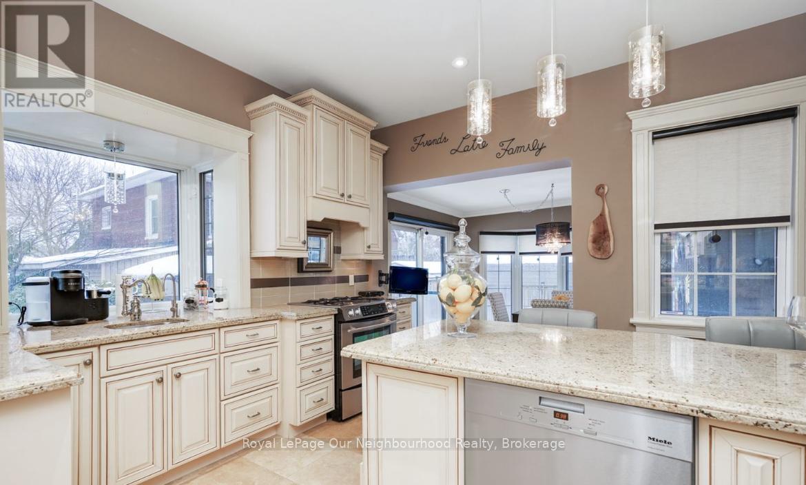 305 Trent Street W, Whitby, Ontario  L1N 1M3 - Photo 15 - E12377804