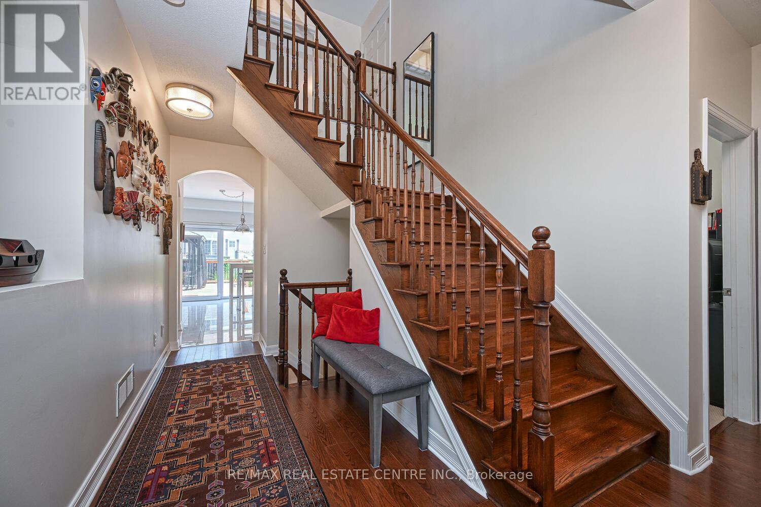 544 Ravendale Way, Ottawa, Ontario  K2J 0G9 - Photo 13 - X12377498