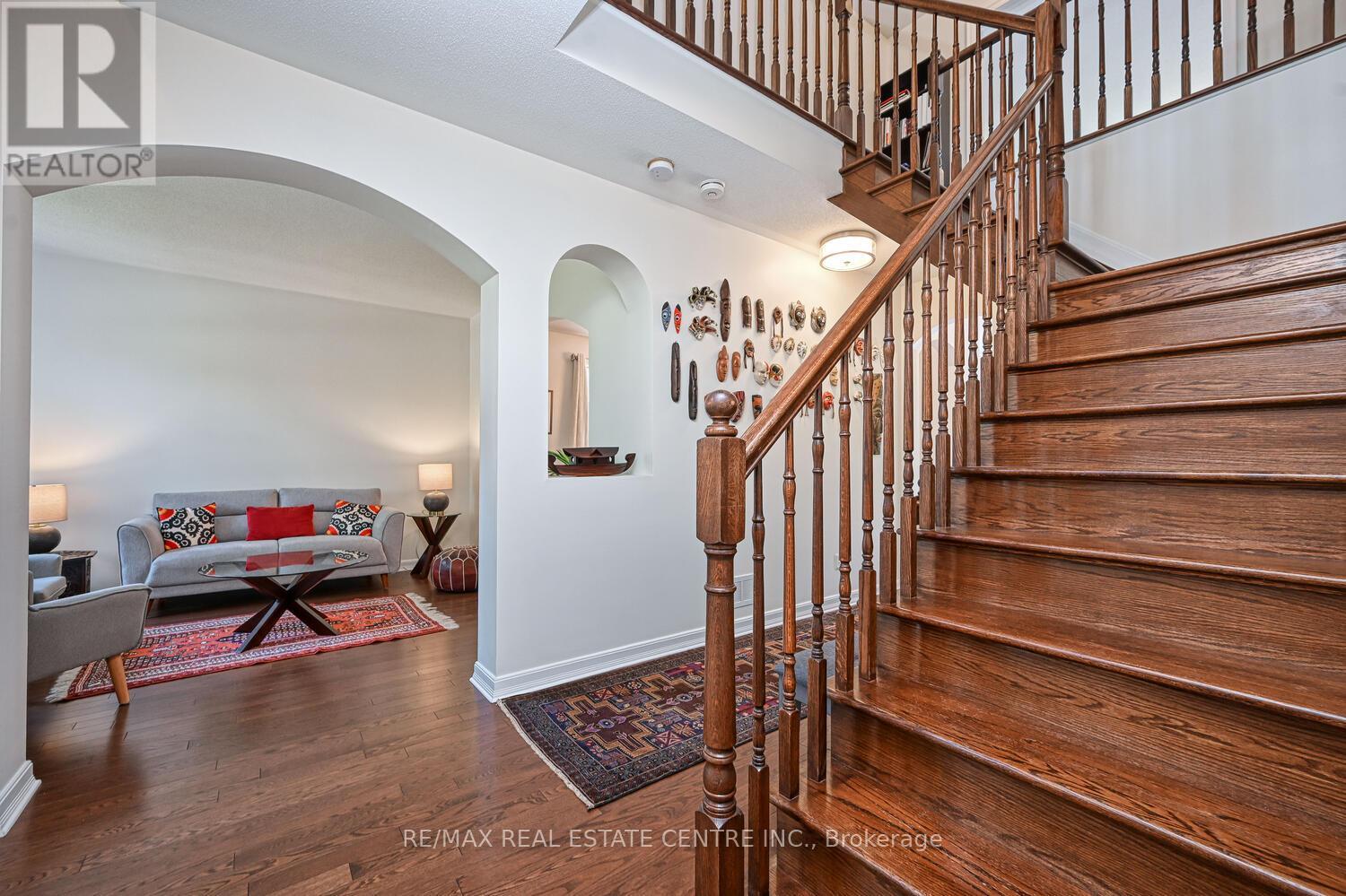 544 Ravendale Way, Ottawa, Ontario  K2J 0G9 - Photo 14 - X12377498