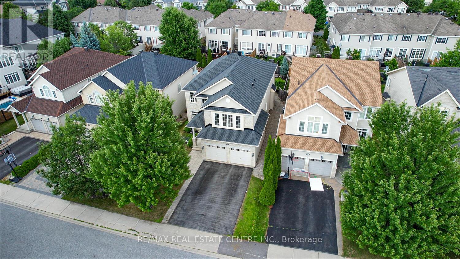 544 Ravendale Way, Ottawa, Ontario  K2J 0G9 - Photo 2 - X12377498