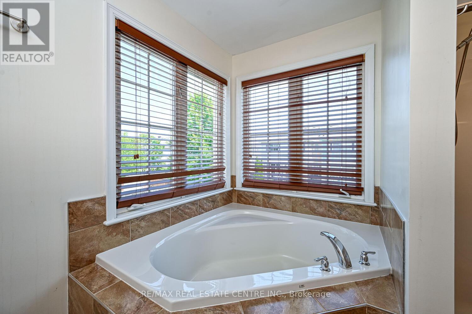 544 Ravendale Way, Ottawa, Ontario  K2J 0G9 - Photo 29 - X12377498