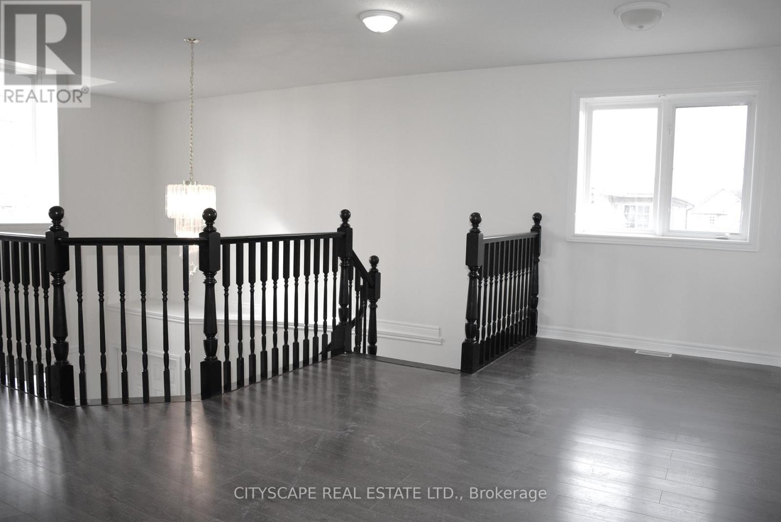 4 Wilton Road, Guelph (Victoria North), Ontario  N1E 7L5 - Photo 22 - X12377516