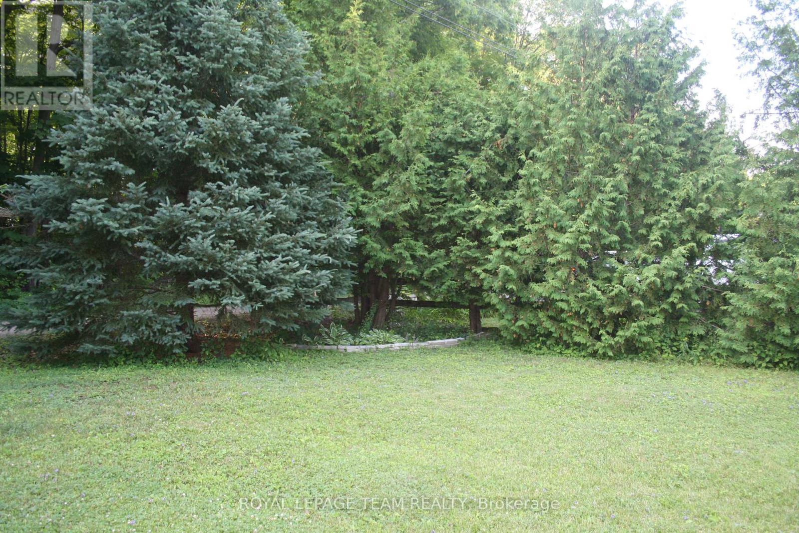 27 Jennifer Lane, Horton, Ontario  K7V 3Z9 - Photo 4 - X12273890