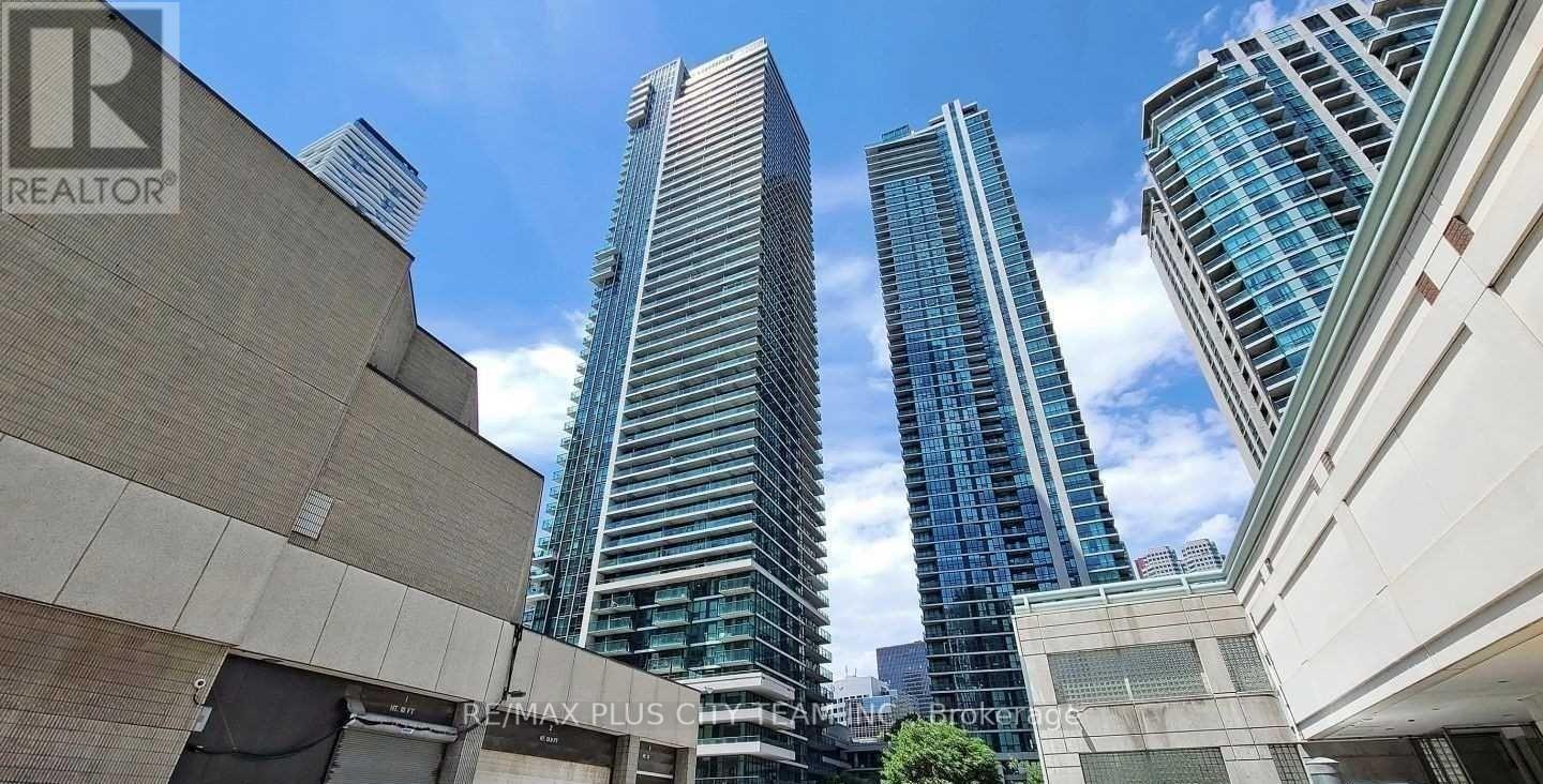 3710 - 33 Bay Street, Toronto, Ontario  M5J 2Z3 - Photo 9 - C12377576