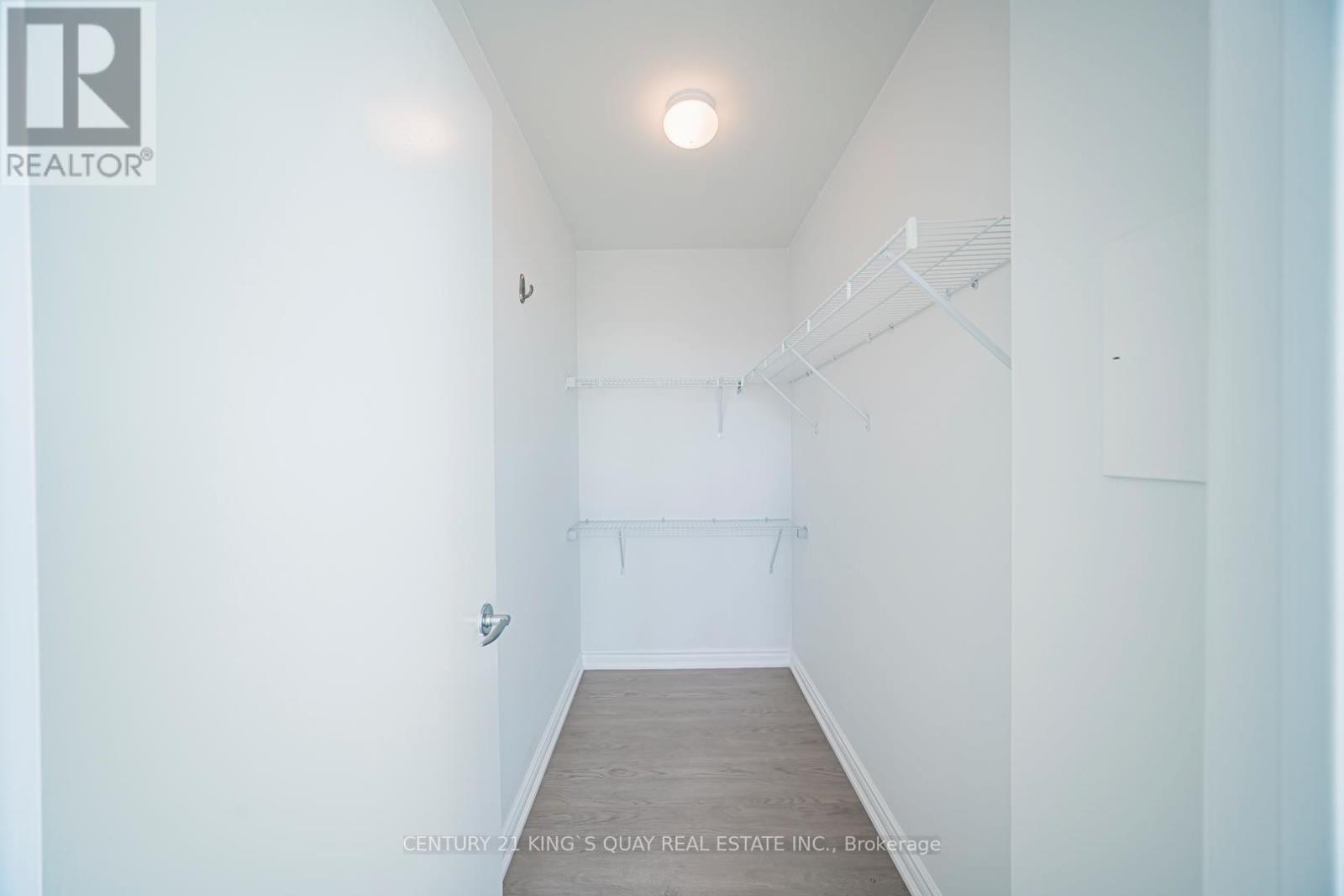 2004 - 300 Bloor Street E, Toronto, Ontario  M4W 3Y2 - Photo 21 - C12377659