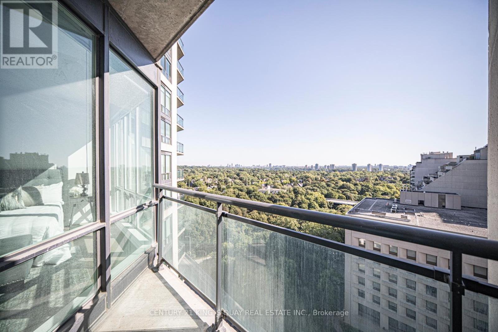2004 - 300 Bloor Street E, Toronto, Ontario  M4W 3Y2 - Photo 41 - C12377659