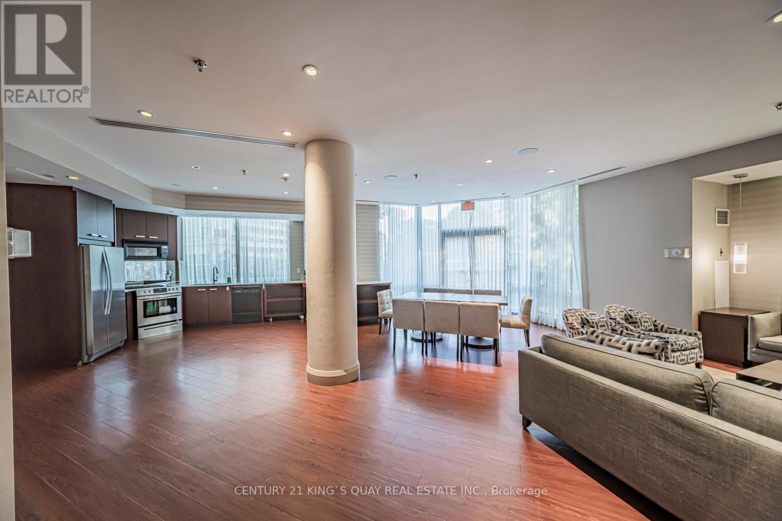 2004 - 300 Bloor Street E, Toronto, Ontario  M4W 3Y2 - Photo 46 - C12377659