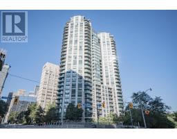 2004 - 300 BLOOR STREET E, Toronto, Ontario