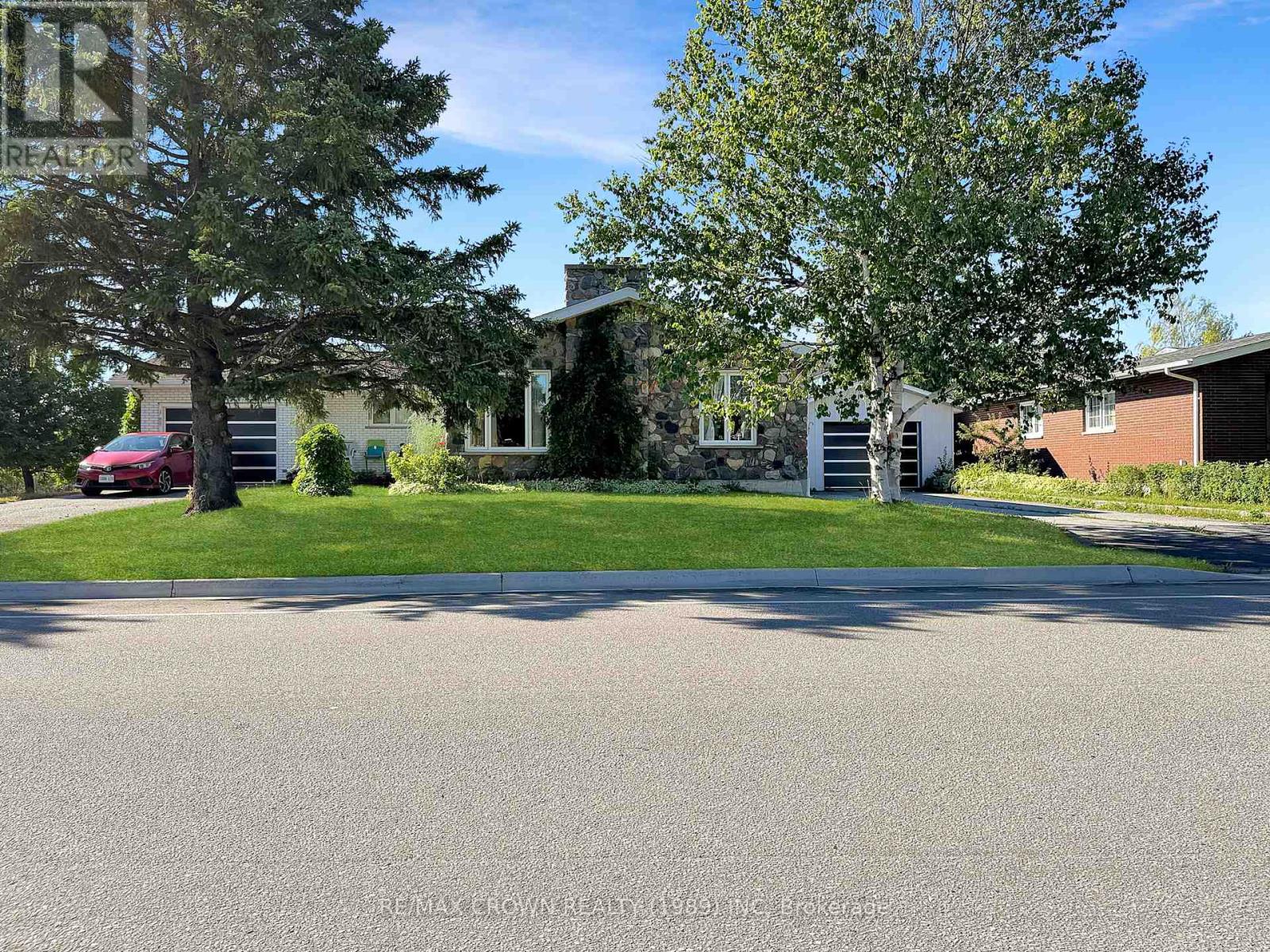 1501 West Street, Hearst, Ontario  P0L 1N0 - Photo 2 - T12377699