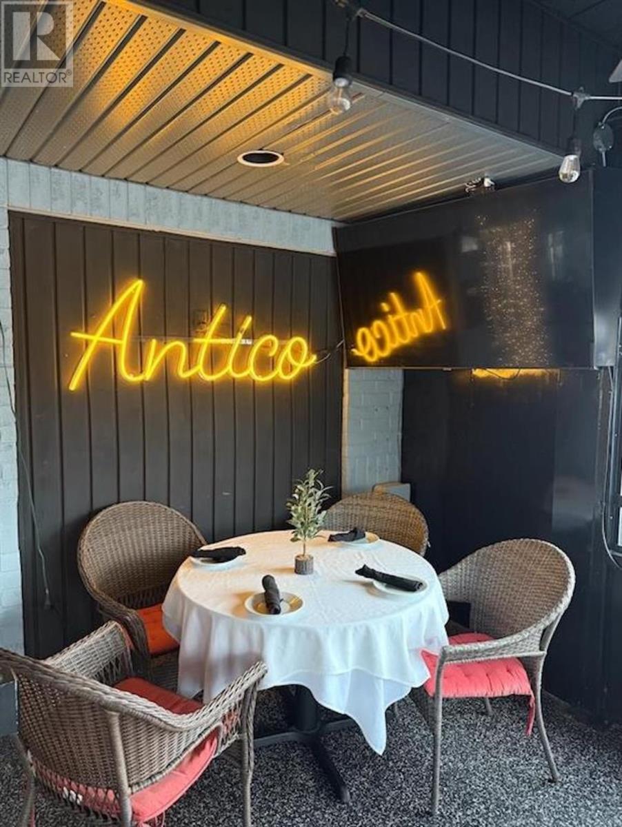 6 Village Ct, Sault Ste. Marie, Ontario  P6B 6K1 - Photo 3 - SM252466