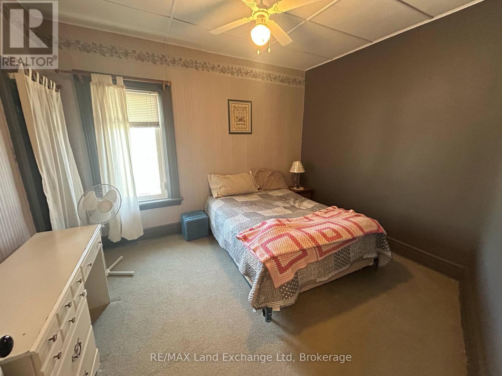 327 Frances Street, North Huron, Ontario  N0G 2W0 - Photo 24 - X12377670