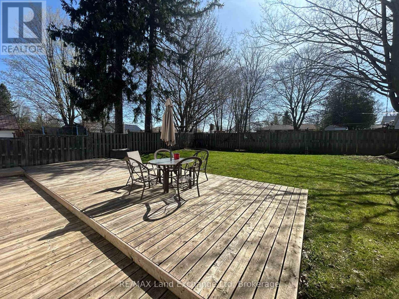 327 Frances Street, North Huron, Ontario  N0G 2W0 - Photo 28 - X12377670