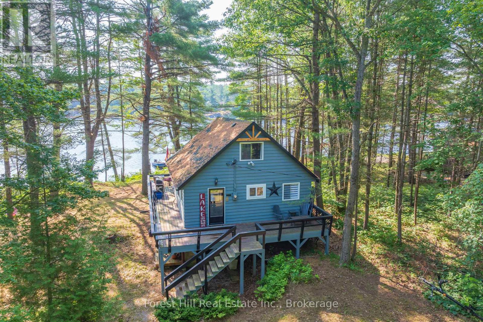 1099 Bracken Trail, Minden Hills, Ontario  K0M 2L1 - Photo 24 - X12377727