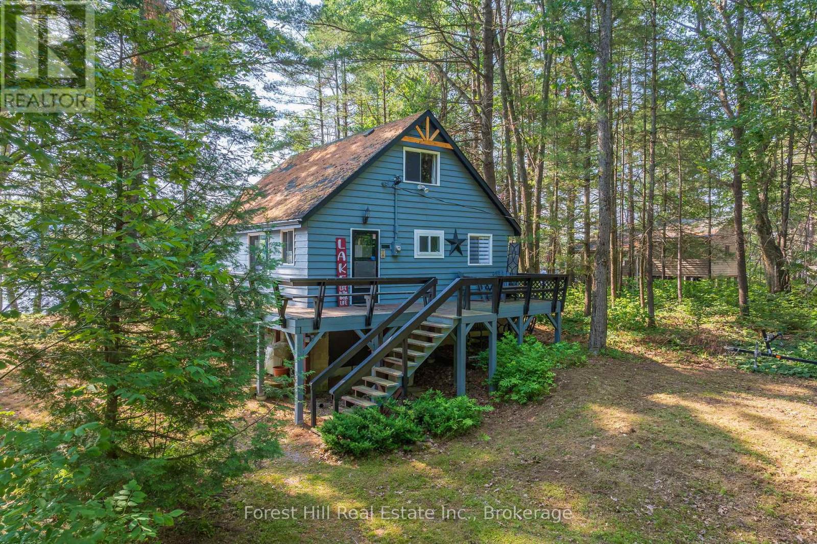 1099 Bracken Trail, Minden Hills, Ontario  K0M 2L1 - Photo 37 - X12377727