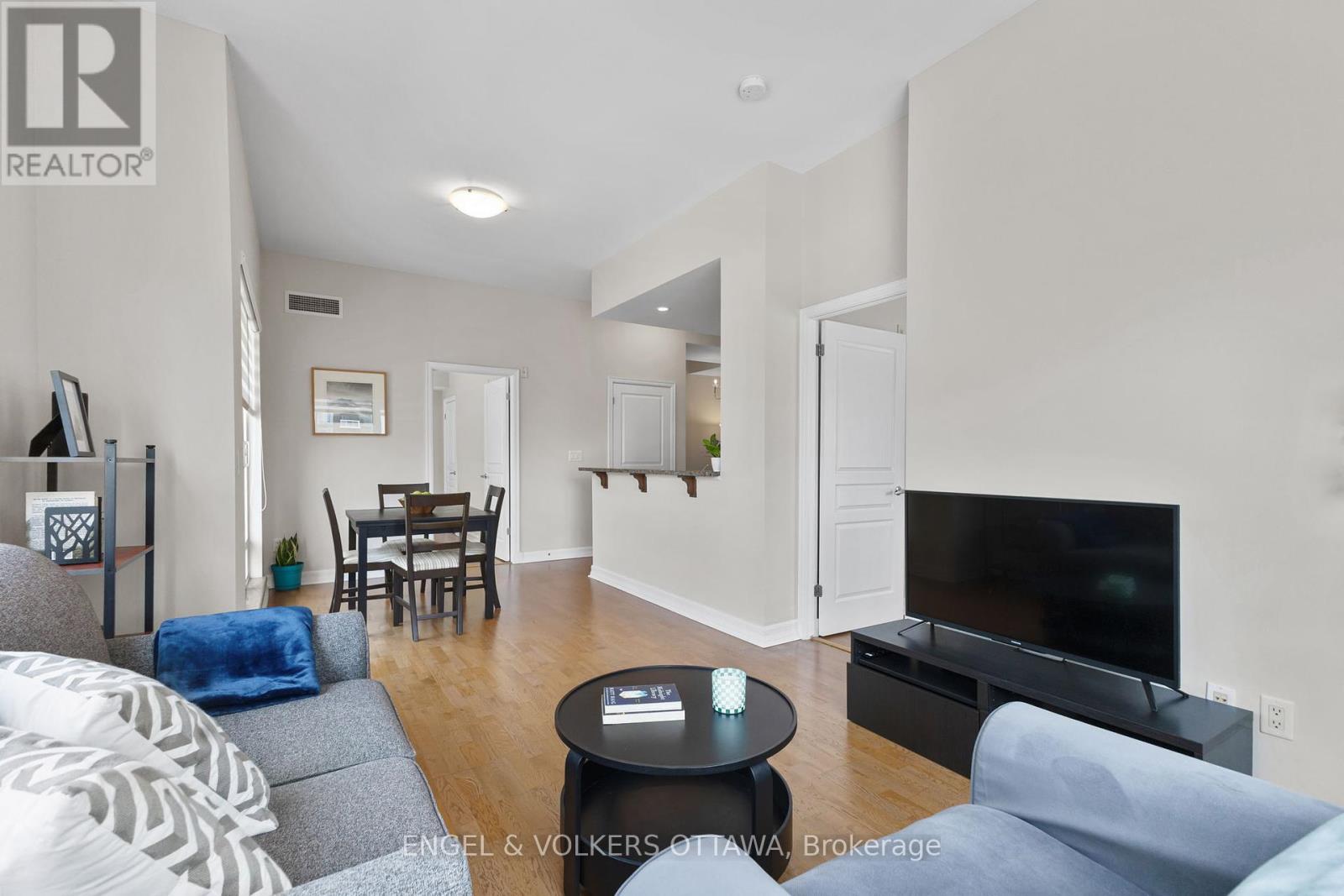1211 - 200 Besserer Street, Ottawa, Ontario  K1N 0A7 - Photo 13 - X12377675
