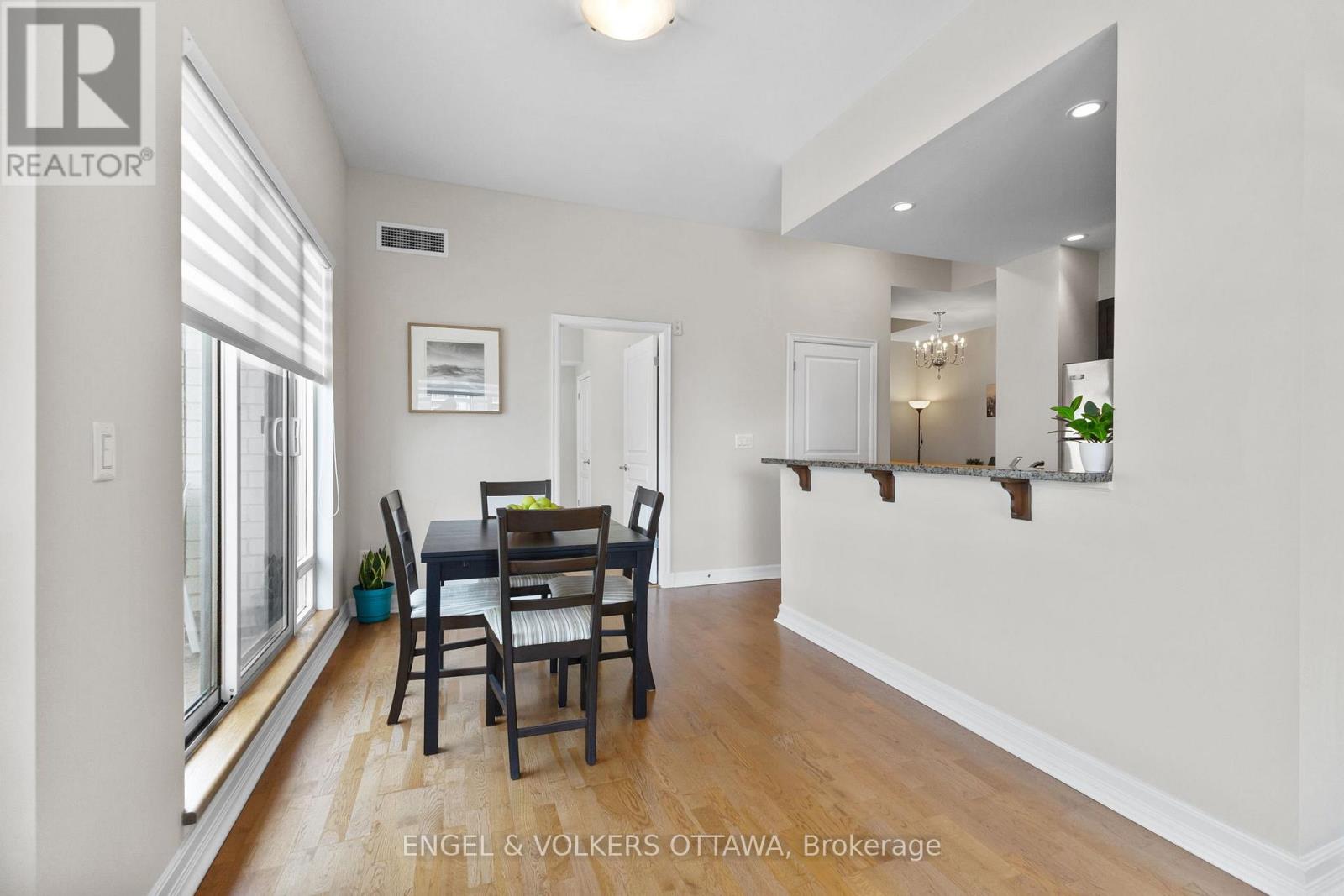 1211 - 200 Besserer Street, Ottawa, Ontario  K1N 0A7 - Photo 14 - X12377675