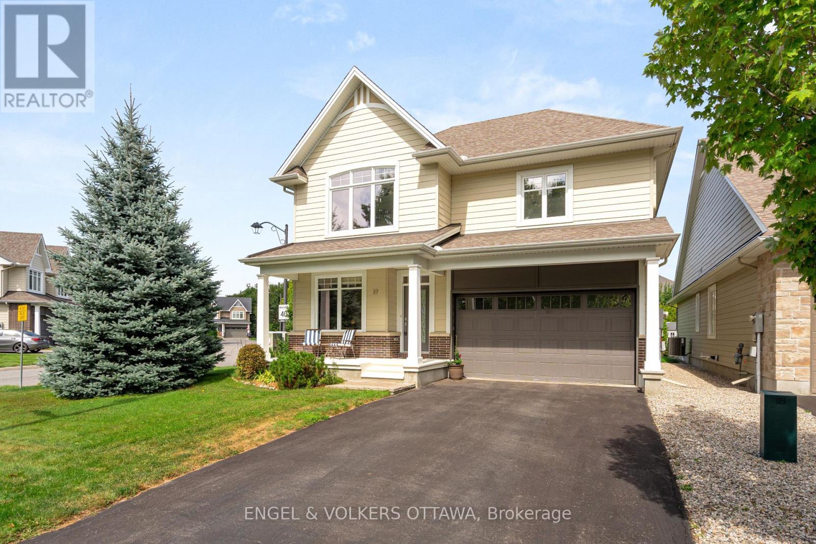 Property at 27 ESQUIMAULT AVENUE image 2